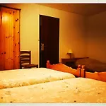 Bed and breakfast Mas Lluganas
