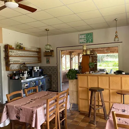 Mas Lluganas 3* Mosset