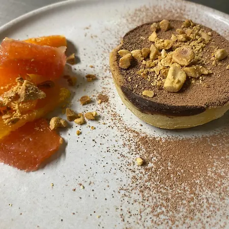 Mas Lluganas Bed & Breakfast