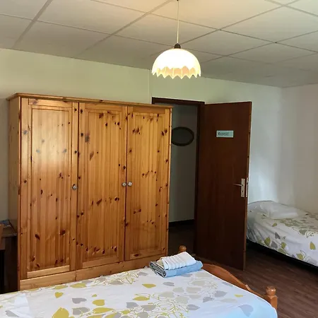 Mas Lluganas Bed and breakfast *