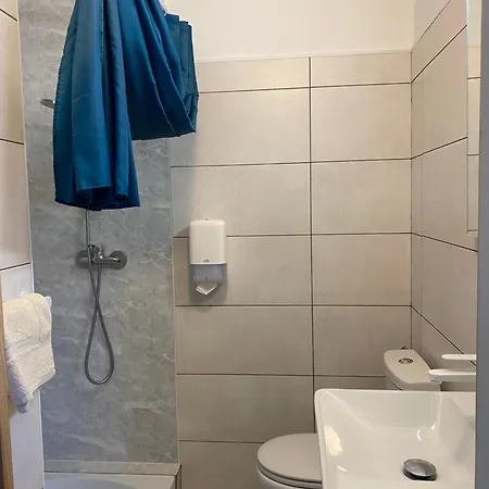 Mas Lluganas Bed and breakfast Mosset