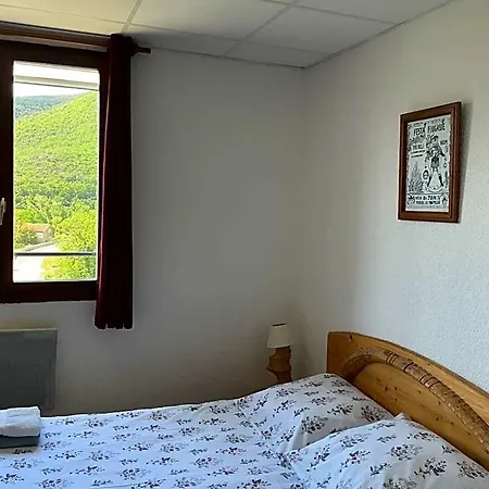 Mas Lluganas Nocleg ze śniadaniem 3*