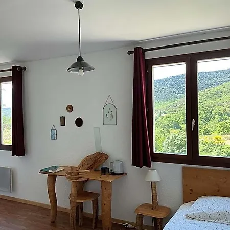 Nocleg ze śniadaniem Mas Lluganas 3*
